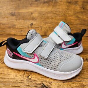 Nike Star Runner 3 hook loop grey black sneaker size 8 C